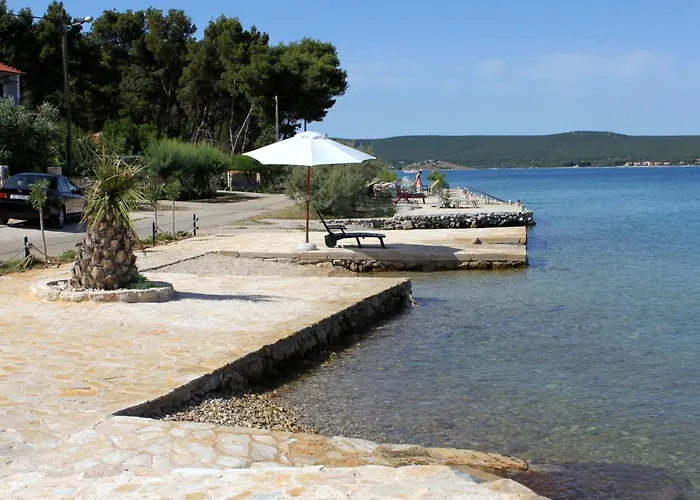 Апартаменты 8219b *