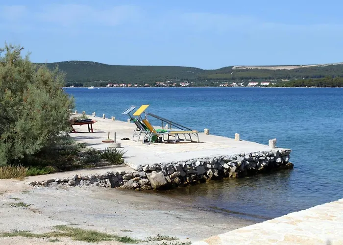 8219b * Pašman
